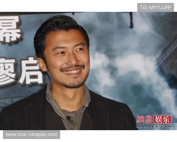 足球球星情史揭秘:从场上英雄到情场浪子,他们的爱情故事与绯闻真相